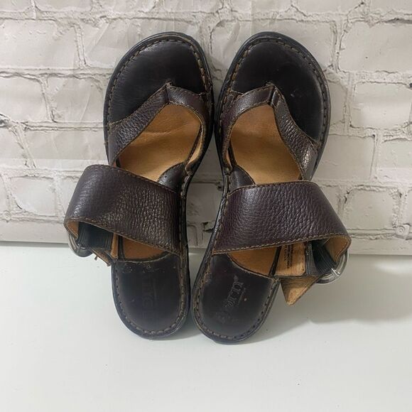 Stylish Brown Wedge Sandals - Picture 3 of 6